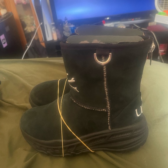 Uggs x mastermind - Picture 4 of 4